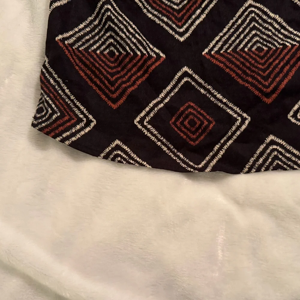The Loft Geometric Patterned Black and Brown Women's Top - Picture 8 of 10